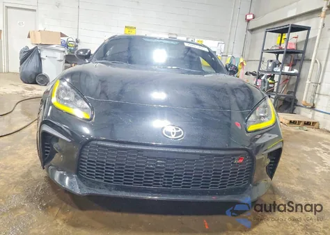 2023 Toyota Gr 86 Premium z USA, uszkodzony, nr VIN JF1ZNBE1XP9764133